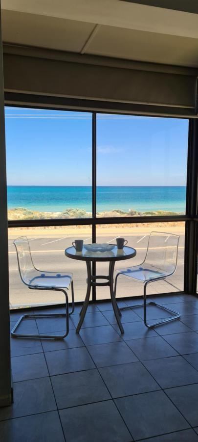 Acushla Accommodation Esplanade Living Self Check-In Self Check-Out West Beach Extérieur photo