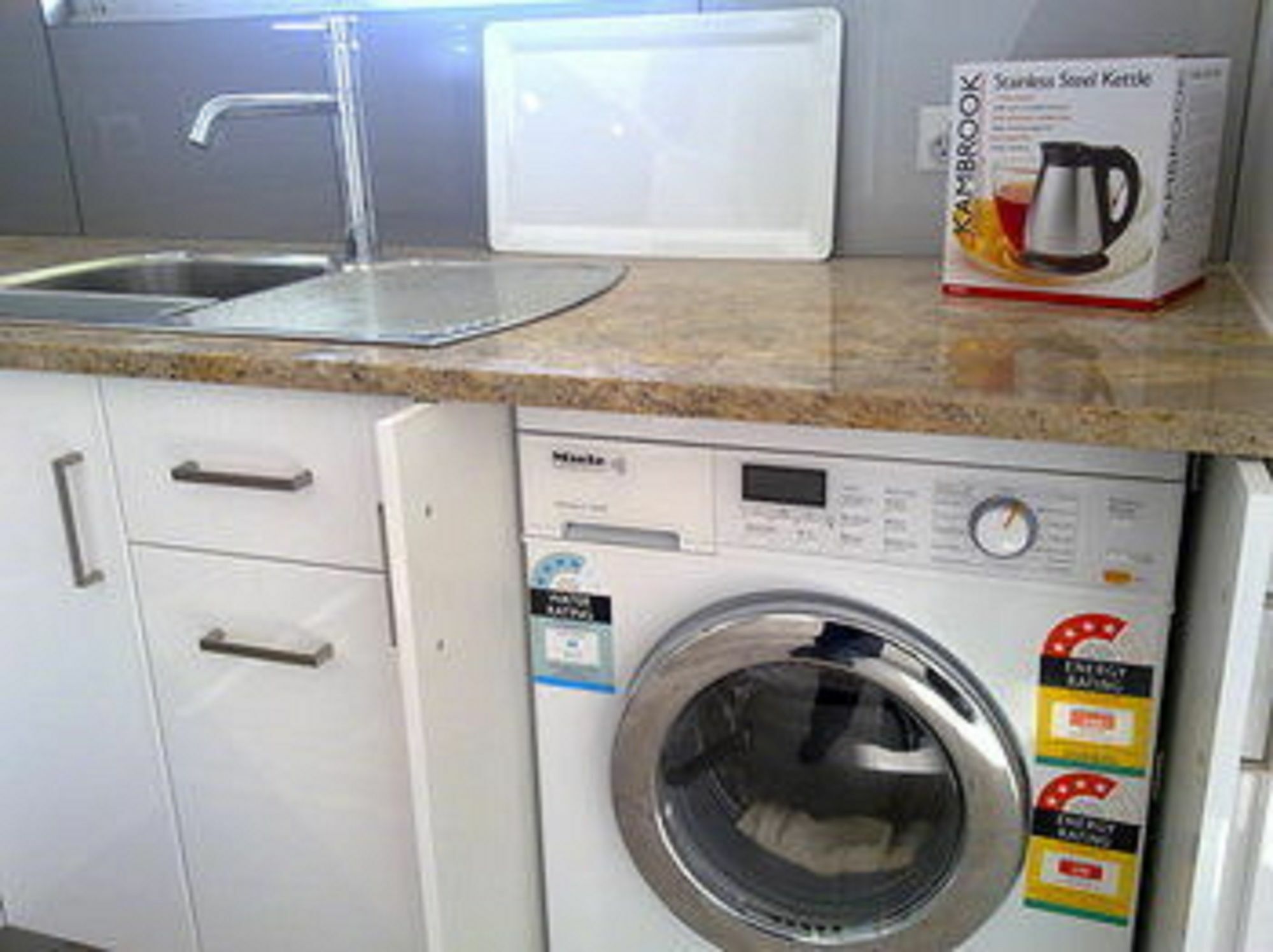 Acushla Accommodation Esplanade Living Self Check-In Self Check-Out West Beach Extérieur photo