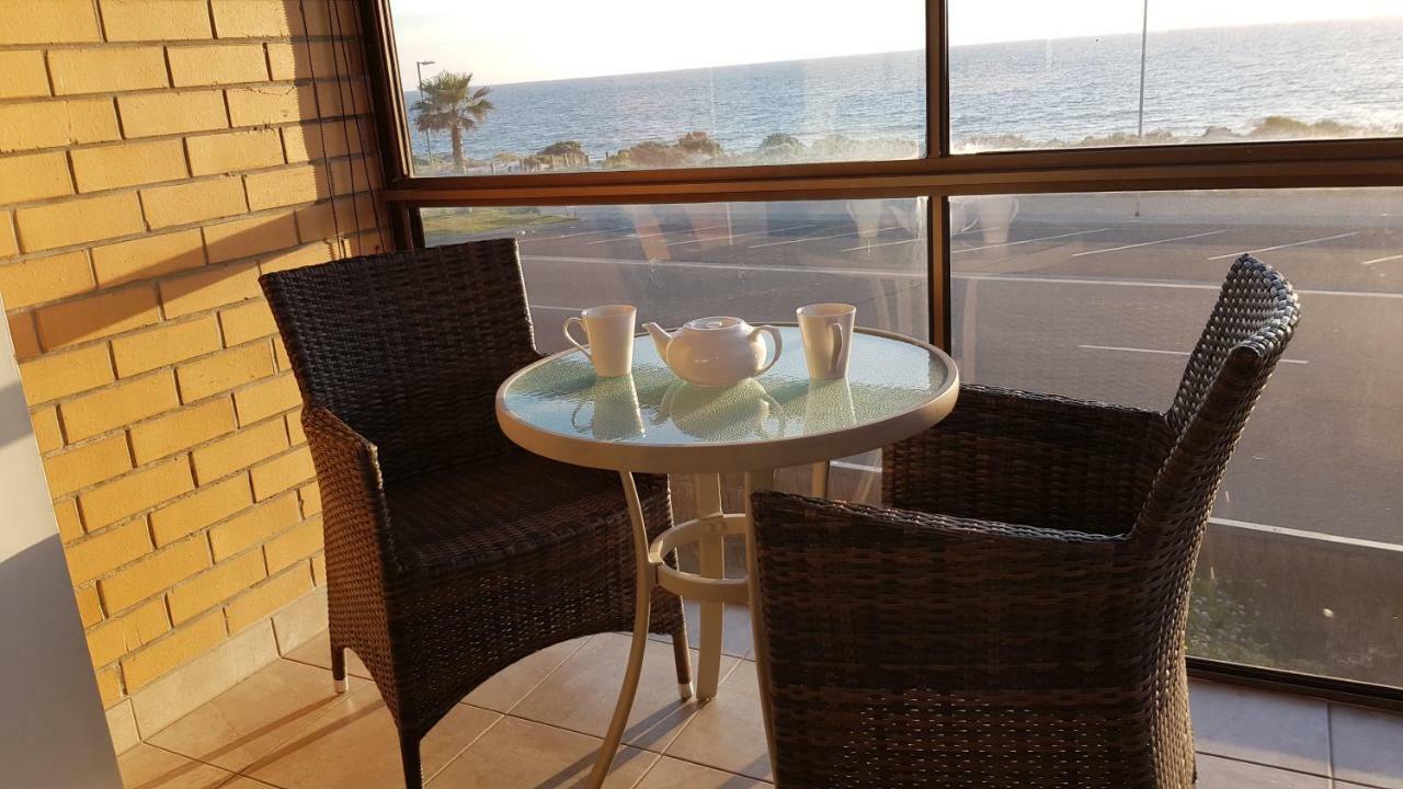 Acushla Accommodation Esplanade Living Self Check-In Self Check-Out West Beach Extérieur photo