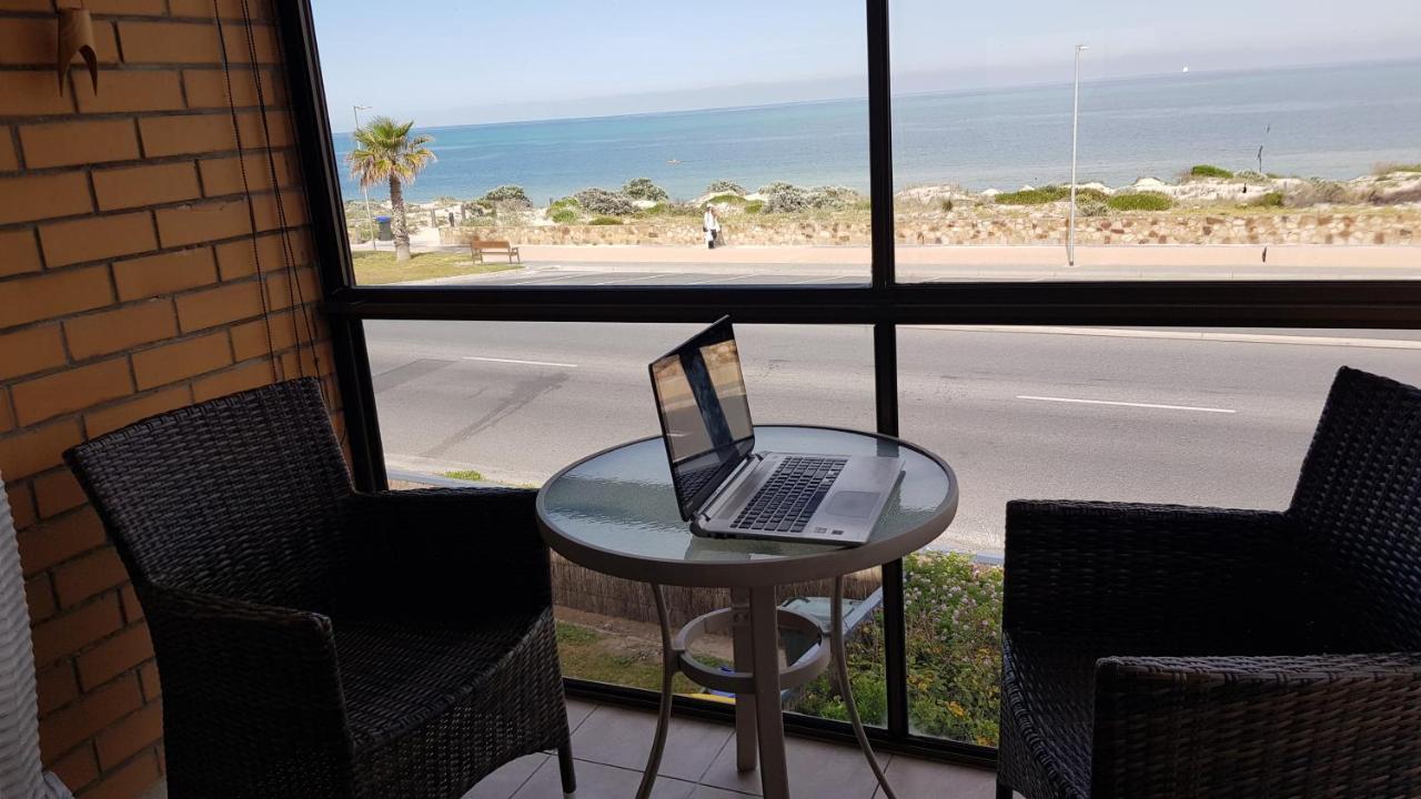 Acushla Accommodation Esplanade Living Self Check-In Self Check-Out West Beach Extérieur photo